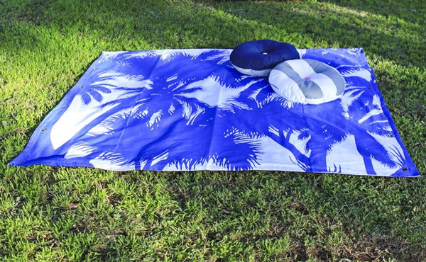 Throwdown picnic rug & beach mat