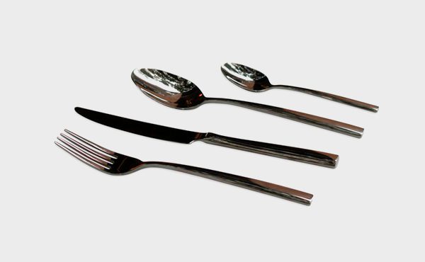 Stainless steel cutlery set