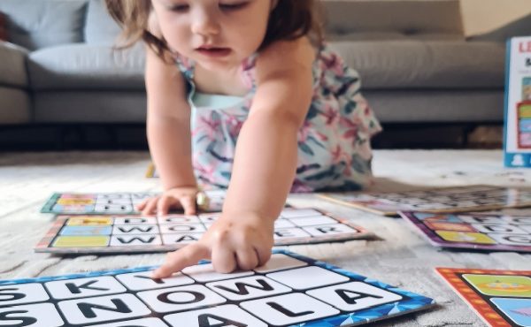 Educational puzzles for Christmas