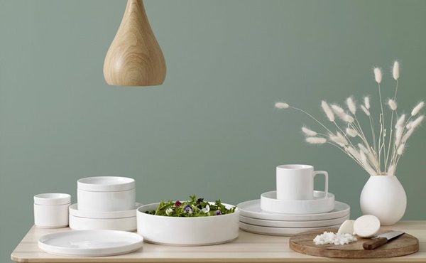 Stax gives tableware new edge