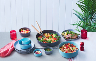 Coles introduces reusable picnicware
