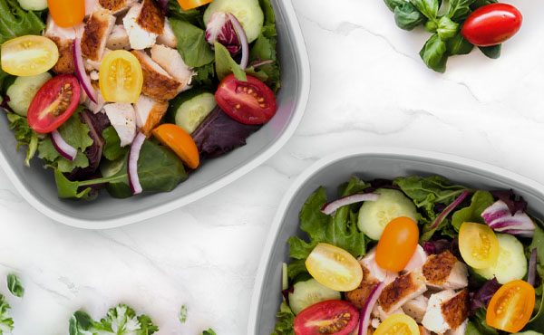 All-in-one container for salad lovers