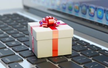 Online Christmas shopping done earlier than ever before