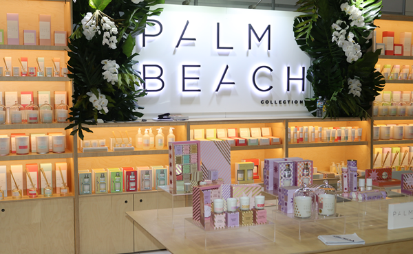 Christmas comes early for Palm Beach