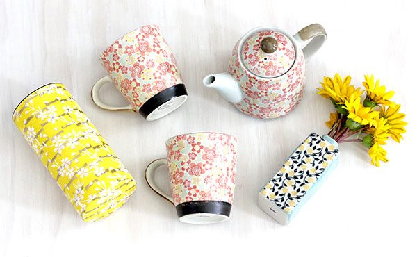 Pretty spring florals for teatime