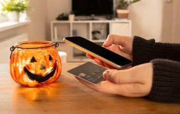 Halloween spending a boost for retailers
