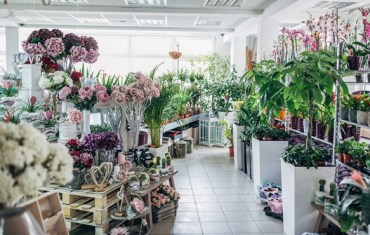 Online florist and gift retailer in court for misleading customers
