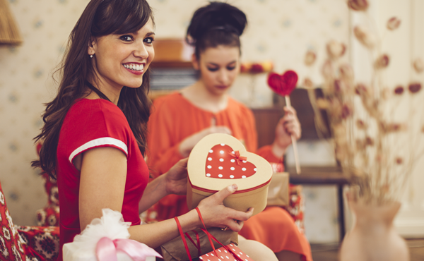 Valentine’s Day still a time to celebrate for cash-strapped Aussies