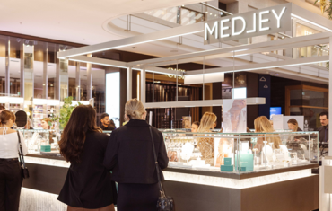 Sustainable jewellery brand returns to Chadstone with pop-up store